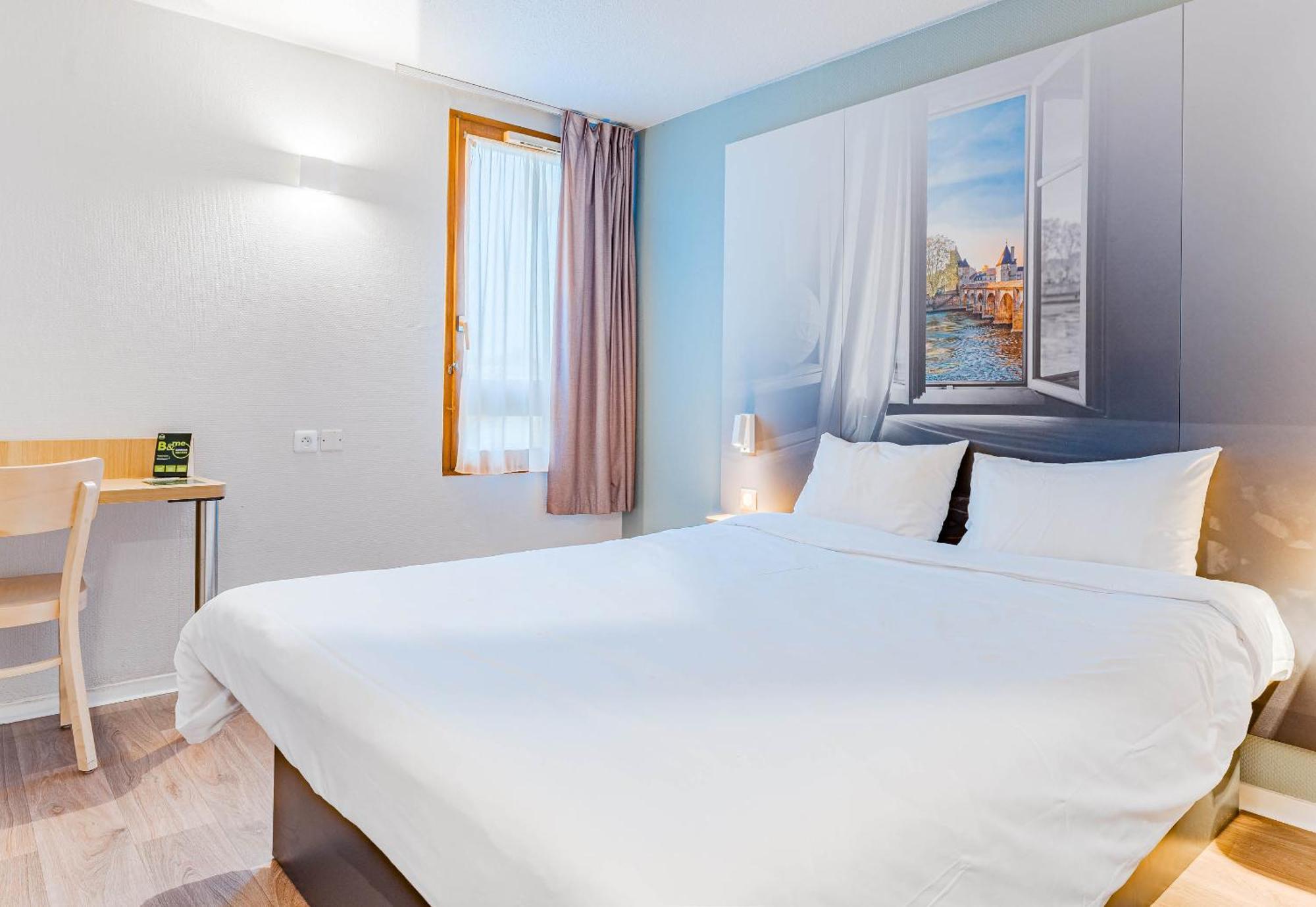 B&B Hotel Chatellerault Exterior photo