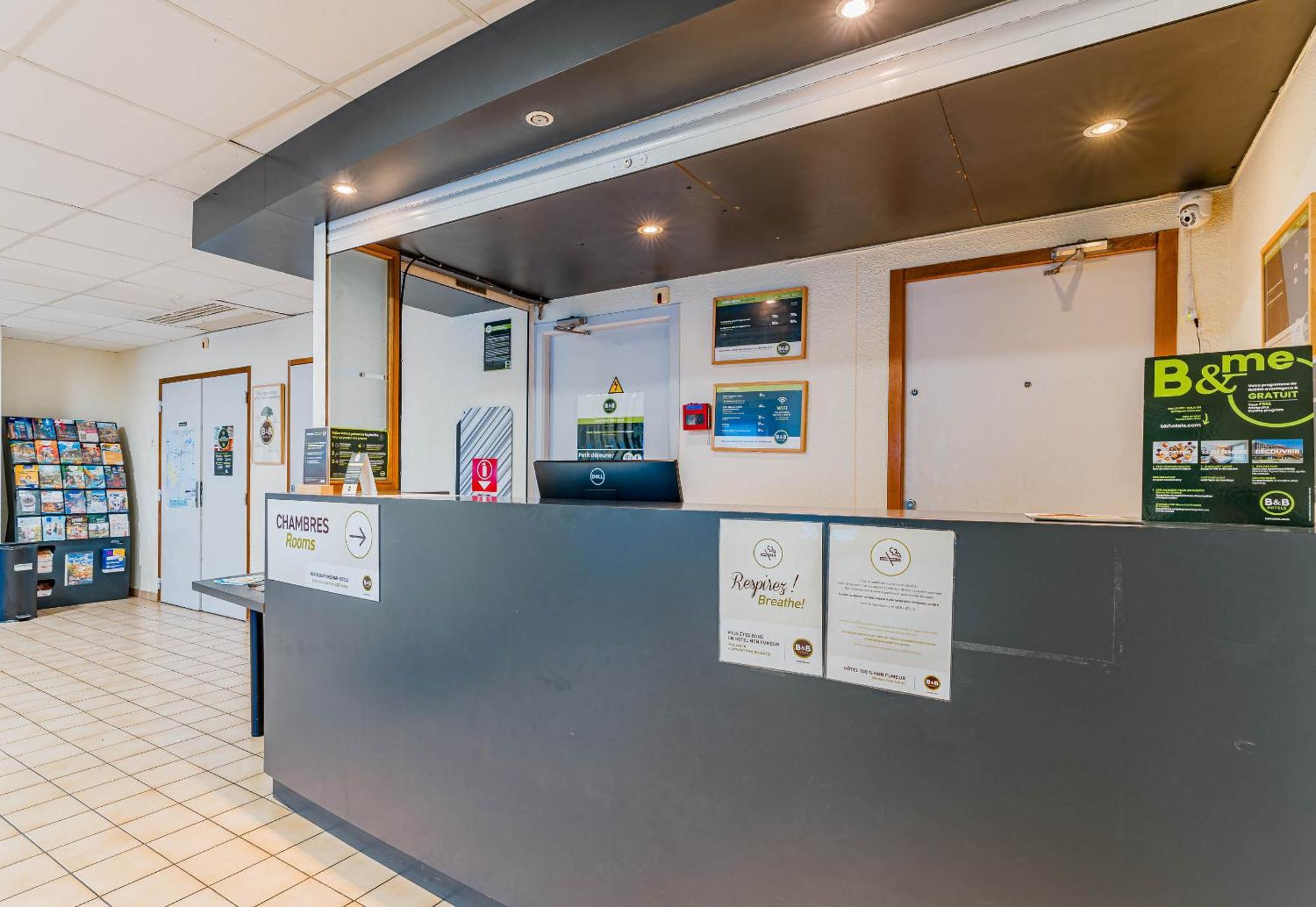B&B Hotel Chatellerault Exterior photo